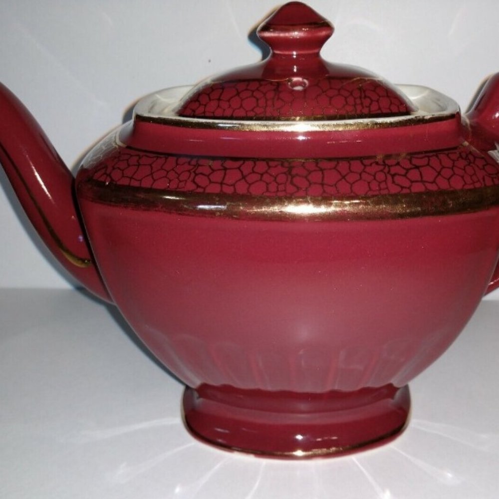 Hall China 6 Cup Red Burgundy Cinnabar Standard Gold Hollywood Teapot Mo 0113 US
